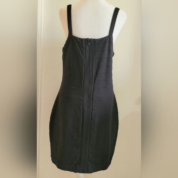 Express Sleeveless Bandage Bodycon Dress Knee Length with Zip, Size Large, Black - Picture 4 of 14